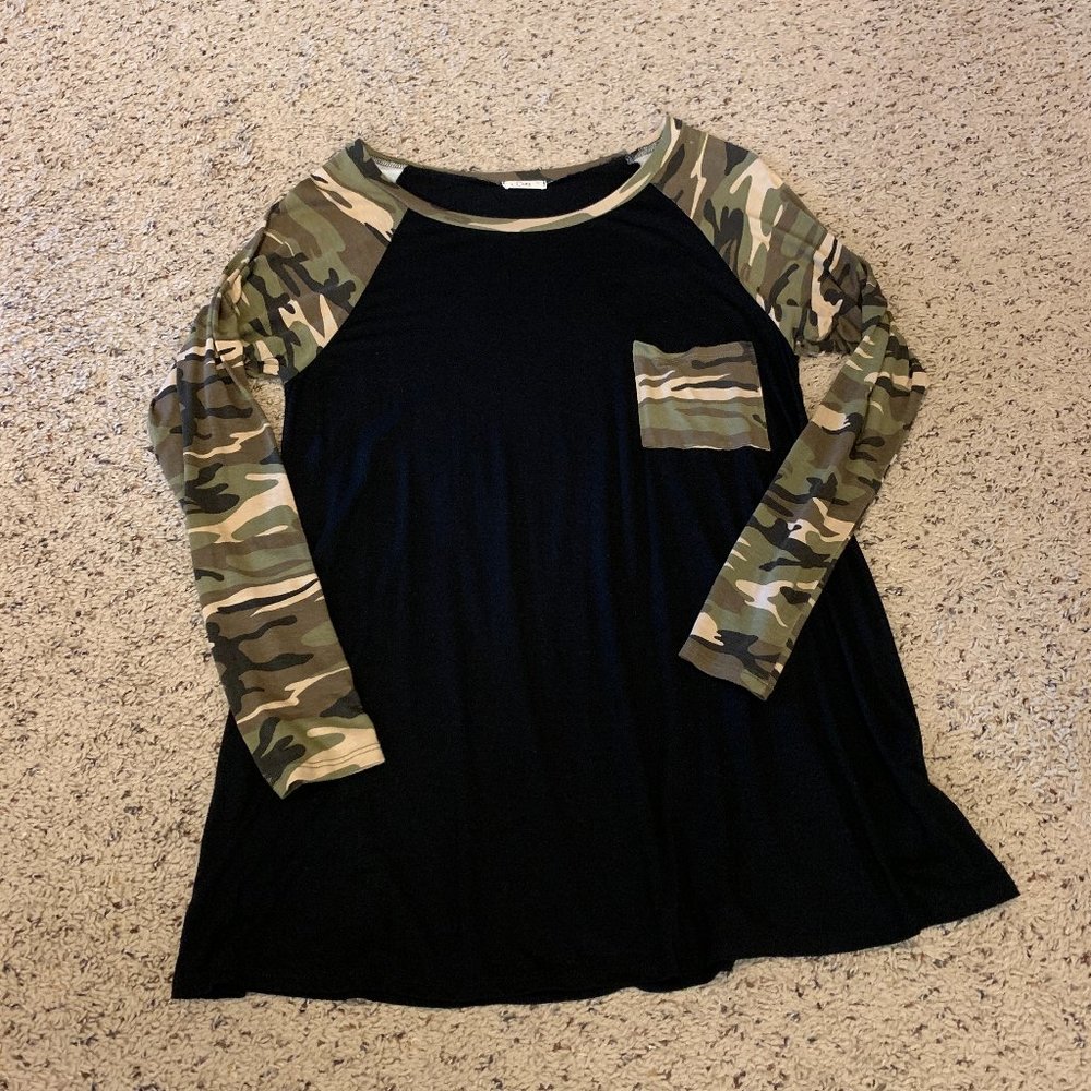 NWOT Luna Camo and Black Longsleeve, L